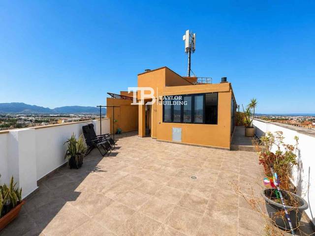 Ático en Venta en Maria Aurelia Campany 18 en L'Olivera