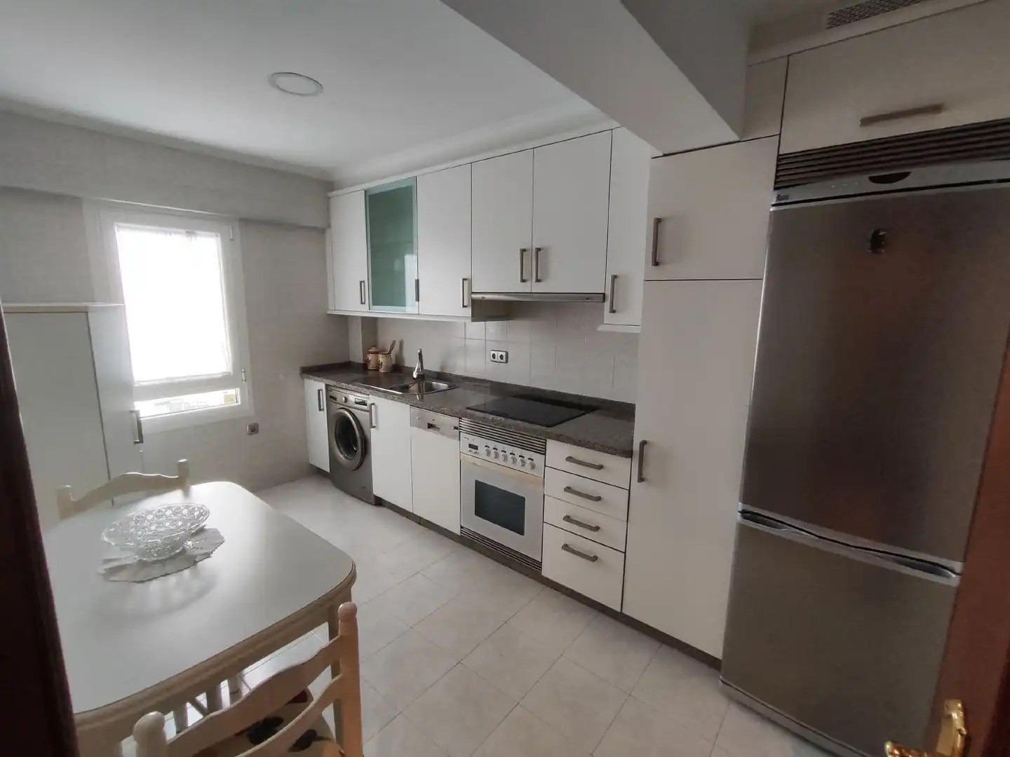 Cocina de Piso de alquiler en A Coruña Capital  con Calefacción y Amueblado