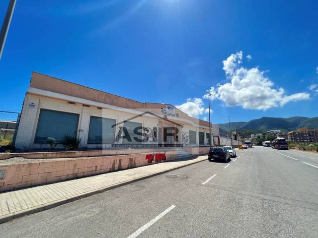 Nave industrial en Alquiler en Favara