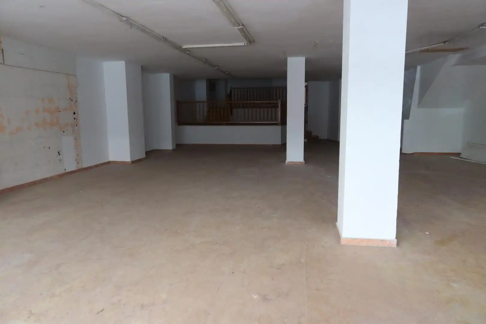 Local comercial en venda a Calle REPUBLICA ARGENTINA 38