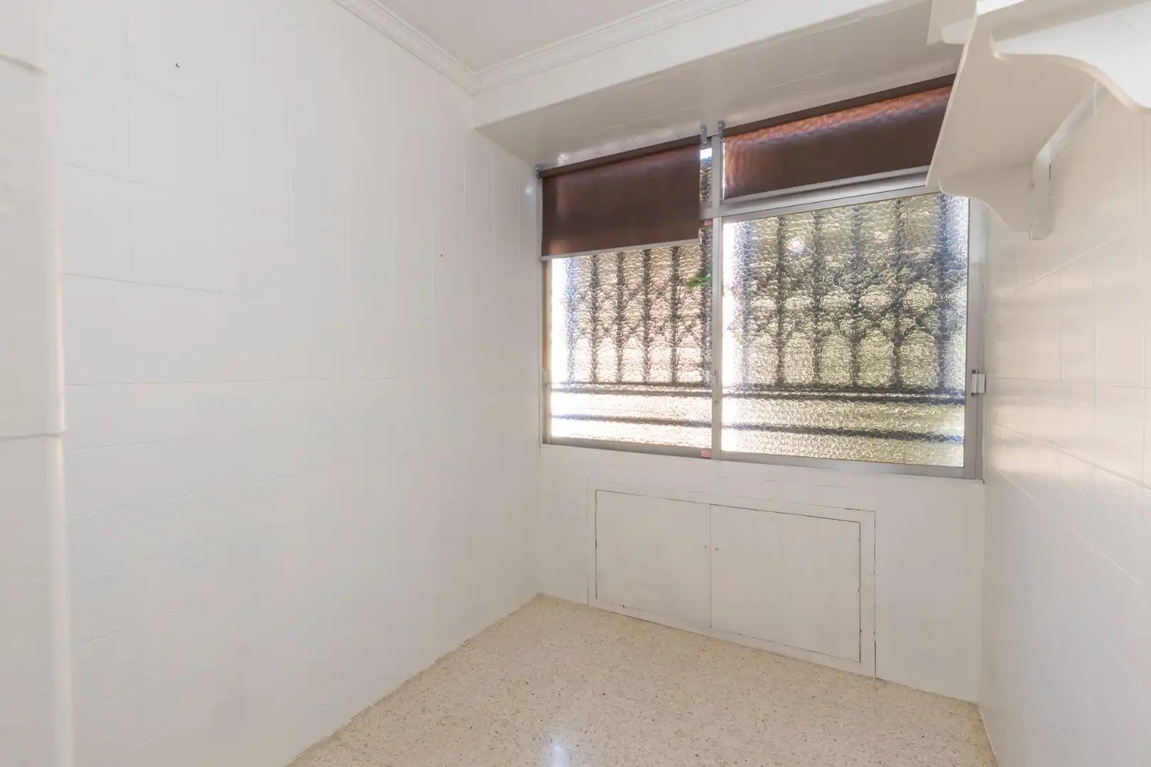 Bedroom of Flat for sale in Granada  with Air Conditioner and Terrace