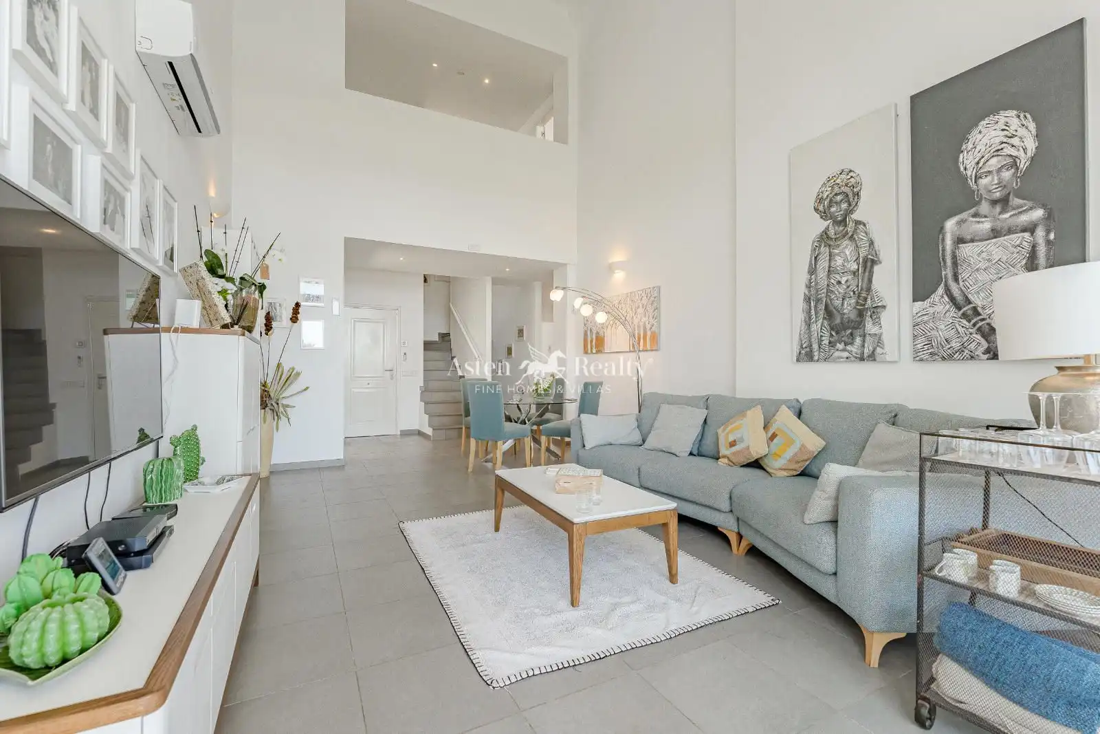 Living room of Houses for sale in Adeje  with Air Conditioner, Private garden and Terrace