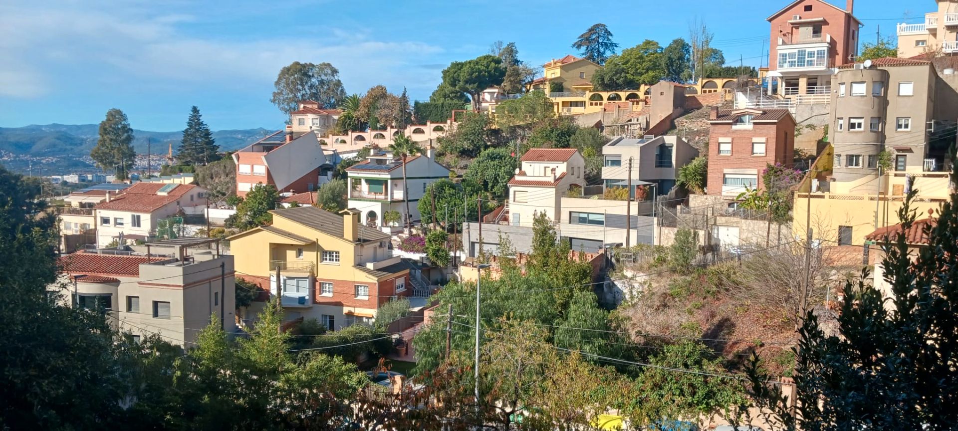 Exterior view of House or chalet for sale in Esplugues de Llobregat  with Heating, Private garden and Storage room