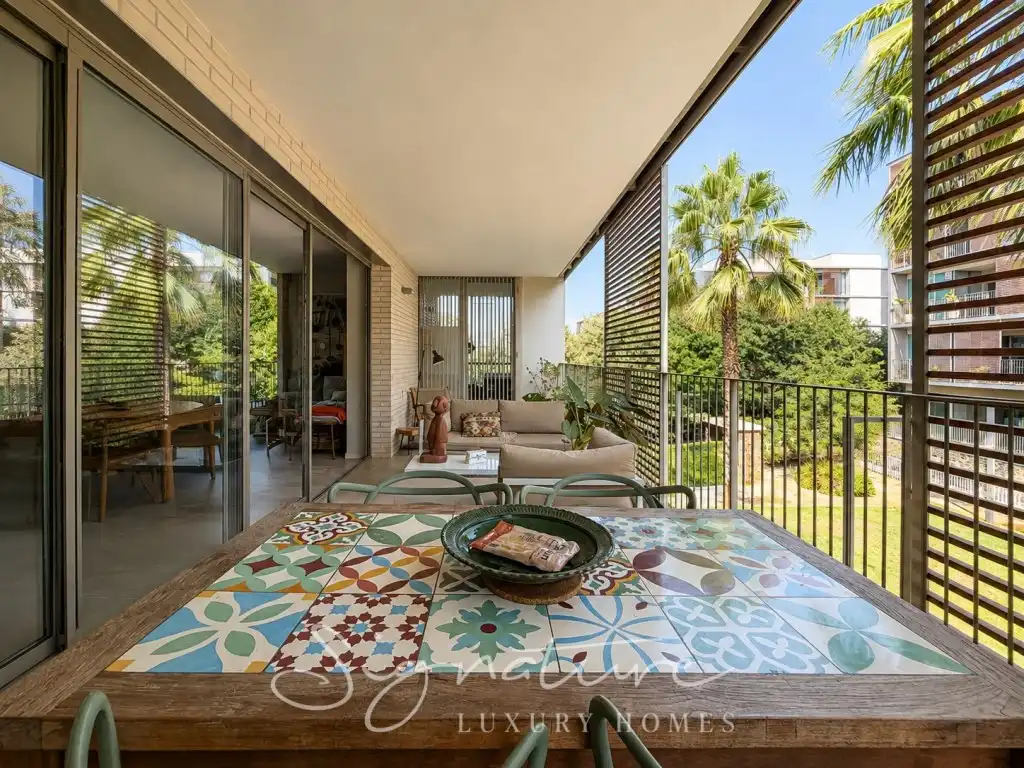 Terrassa de Pis en venda en Sant Cugat del Vallès amb Aire condicionat, Terrassa i Piscina