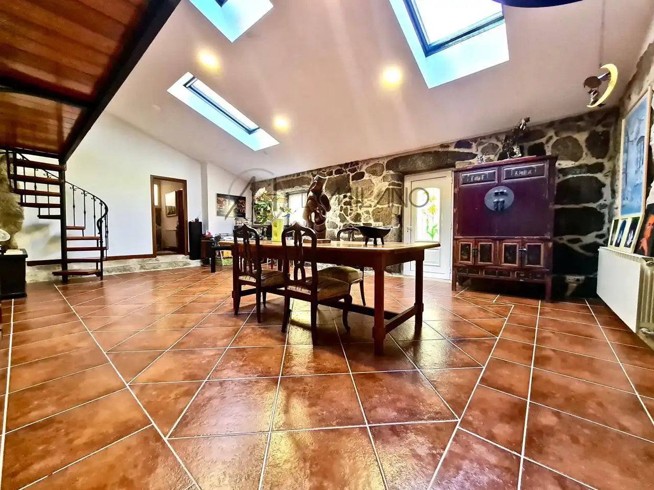 Esszimmer von Country house zum Verkauf in Gondomar mit Heizung, Privatgarten und Terrasse