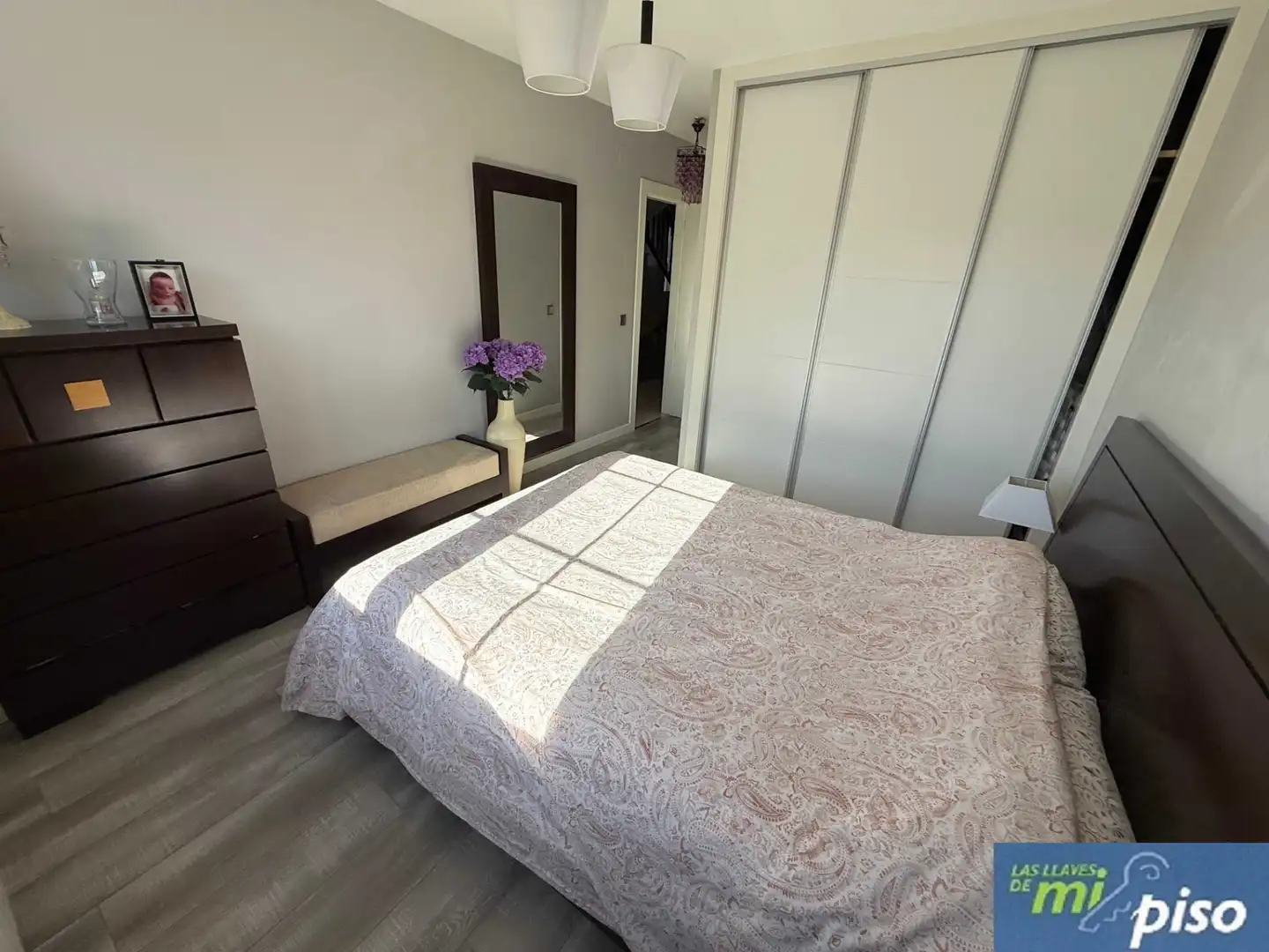 Habitación de Casa adosada en venta en Arroyo de la Encomienda con Calefacción, Jardín privado y Parquet