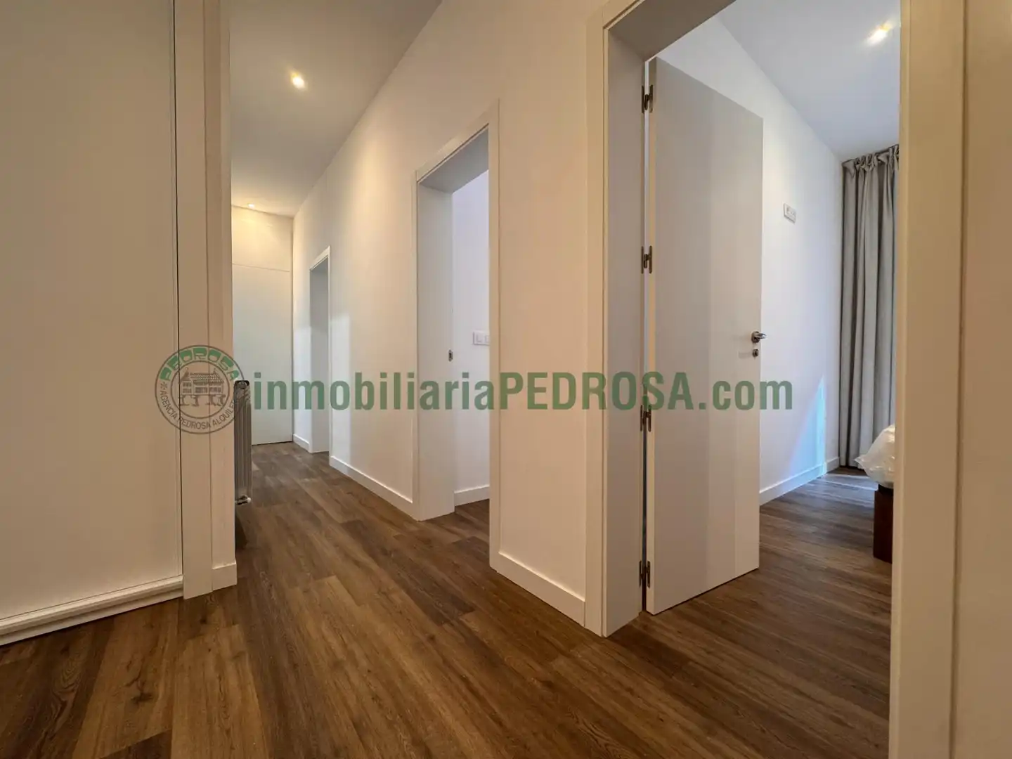 Piso de alquiler en Pontevedra Capital  con Calefacción y Balcón