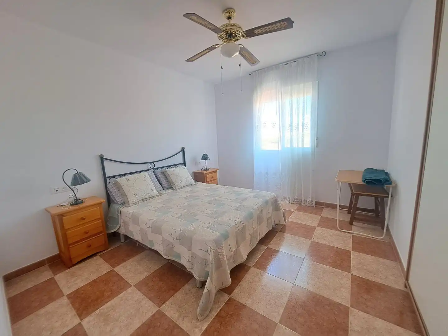 Habitación de Casa adosada en venta en Casar de Cáceres con Calefacción y Amueblado