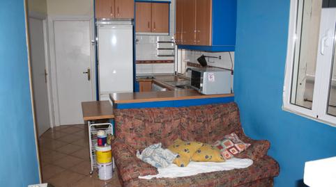 Foto 2 de Piso en venta en Calle del General Lacy, Palos de Moguer, Madrid