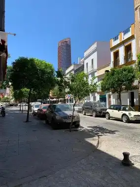 Vista exterior de Dúplex en venda en Sevilla amb Aire condicionat, Calefacció i Moblat