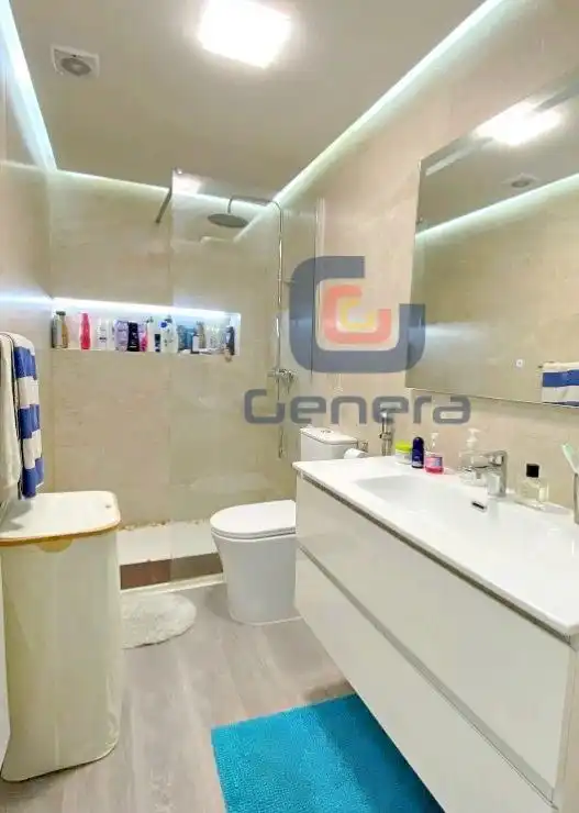 Baño de Planta baja en venta en Elche / Elx con Aire acondicionado y Amueblado