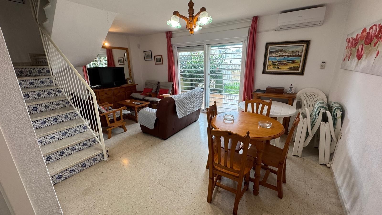 Living room of Duplex to rent in Rincón de la Victoria  with Air Conditioner, Terrace and Furnished