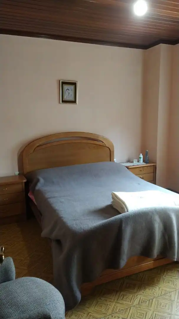 Dormitori de Casa o xalet en venda en Cariño amb Jardí privat, Parquet i Terrassa