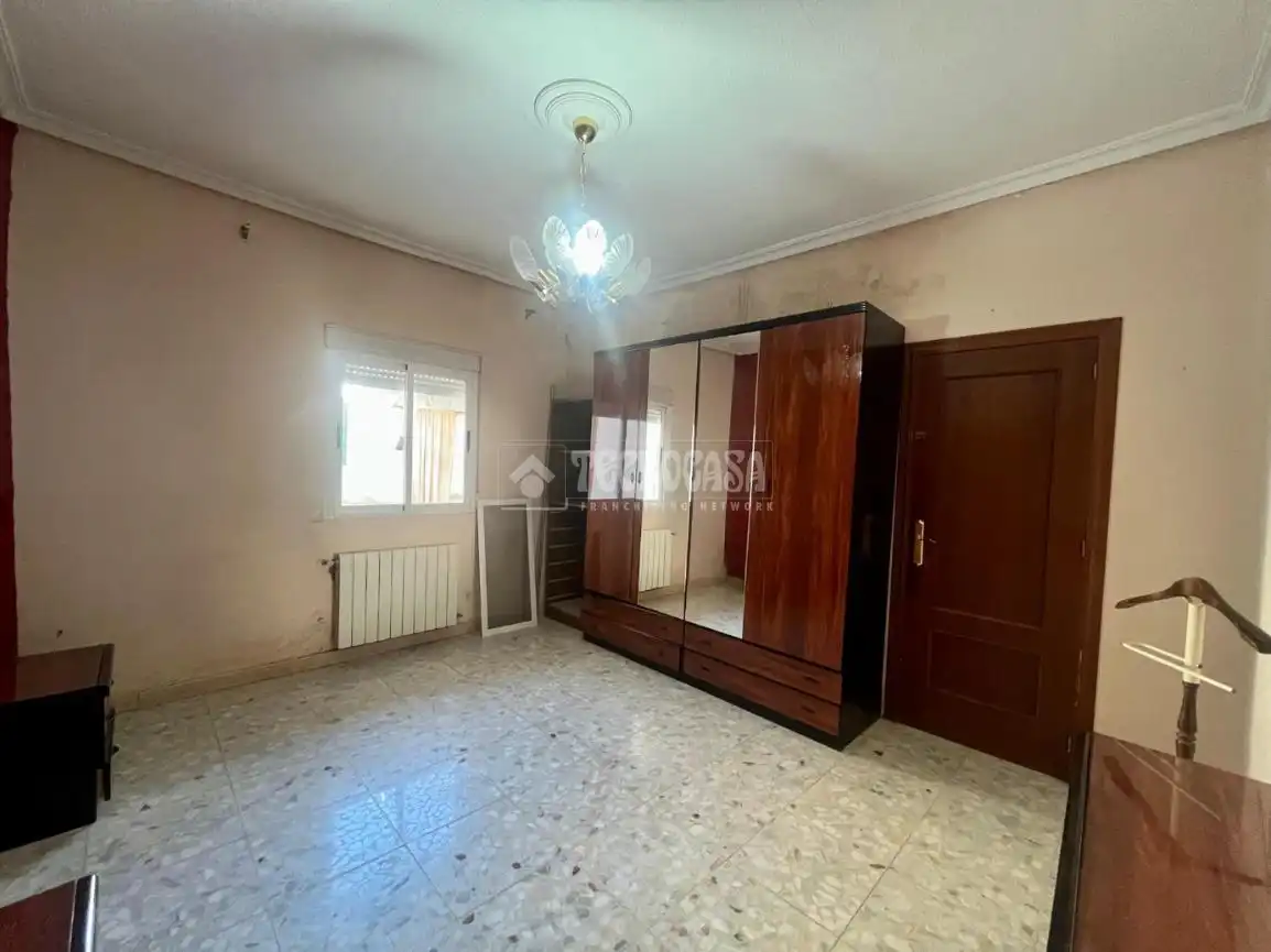 Bedroom of Detached homes for sale in Valdepeñas  with Air Conditioner, Heating and Terrace