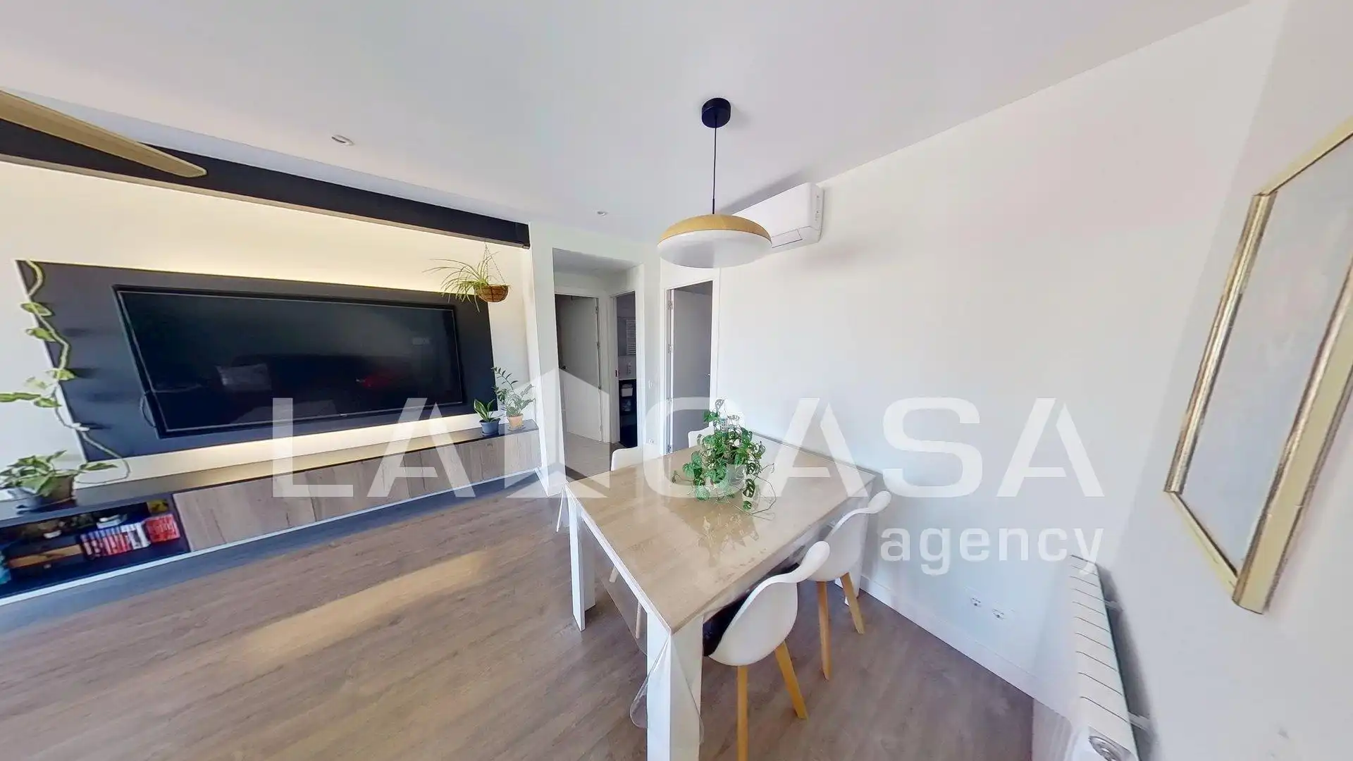 Piso en venta en Barcelona con Balcón