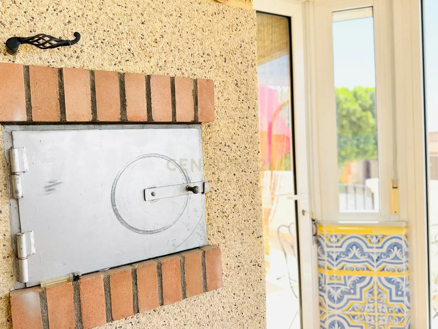 Vista exterior de Casa o xalet en venda en Adra amb Aire condicionat, Traster i Piscina