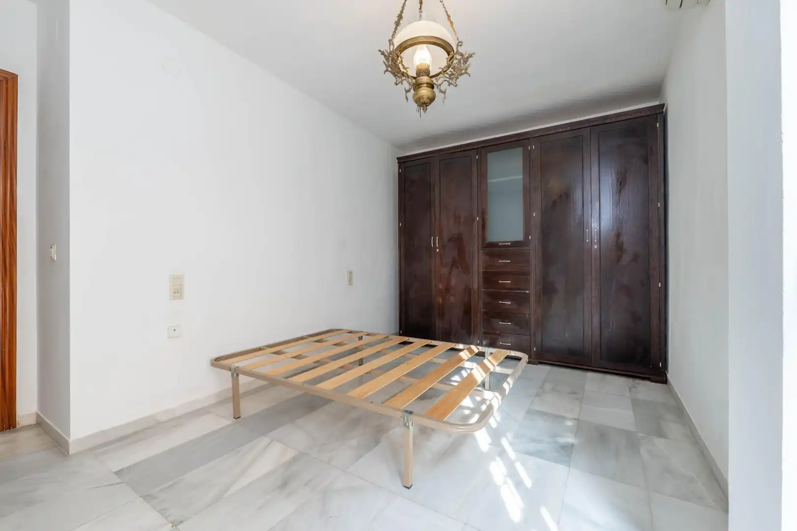 Schlafzimmer von Wohnung zur Miete in La Zubia mit Klimaanlage