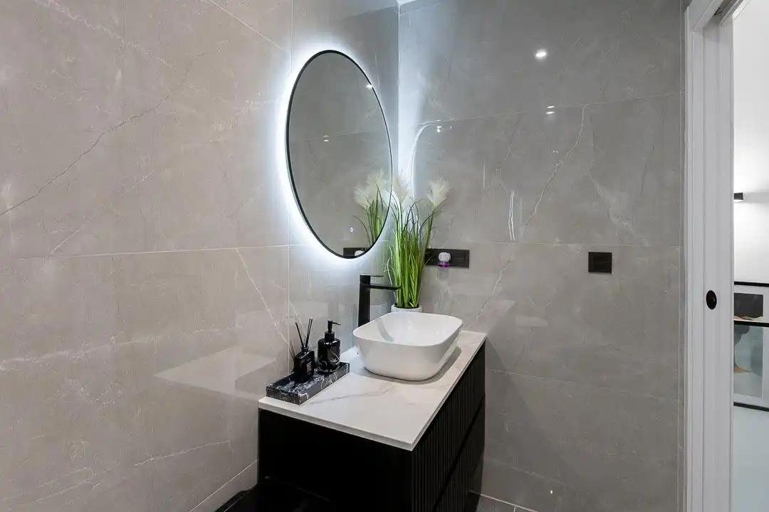 Baño de Casa adosada en venta en Málaga con Aire acondicionado, Terraza y Amueblado