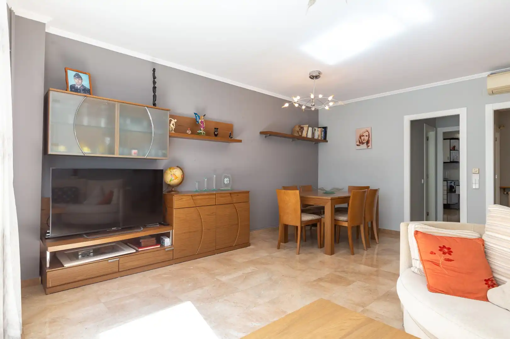 Wohnzimmer von Country house zum Verkauf in Rubí mit Klimaanlage, Heizung und Terrasse