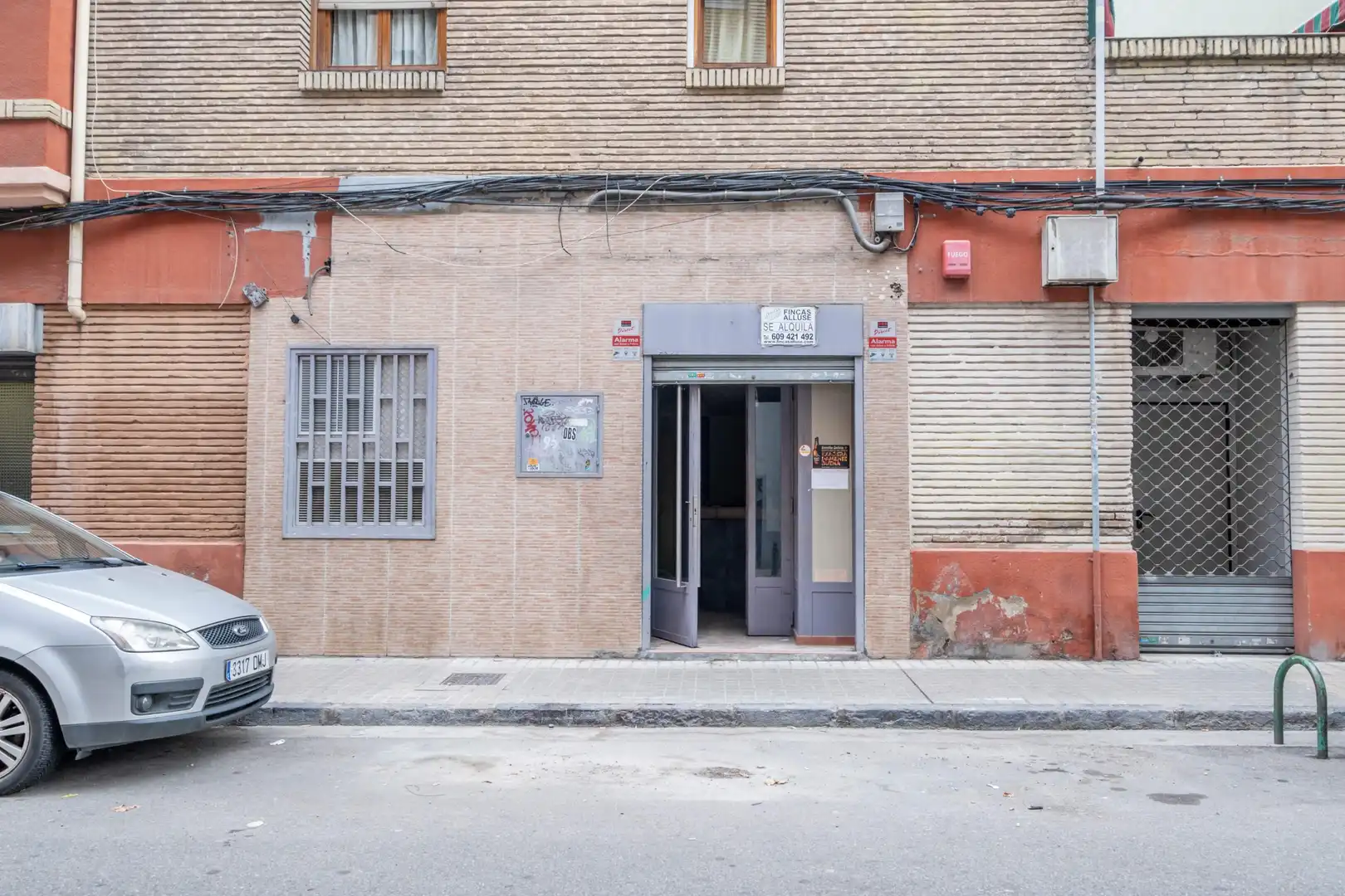 Vista exterior de Local de alquiler en Zaragoza