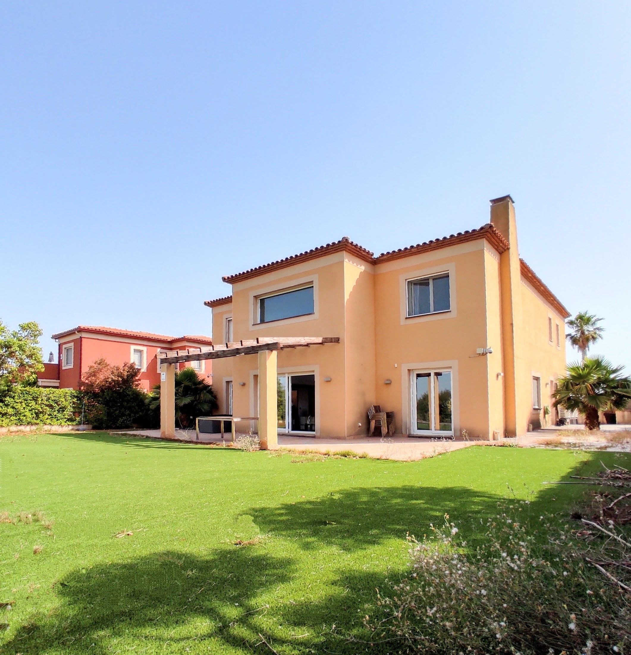 Vista exterior de Casa o xalet en venda en Reus amb Aire condicionat, Jardí privat i Terrassa