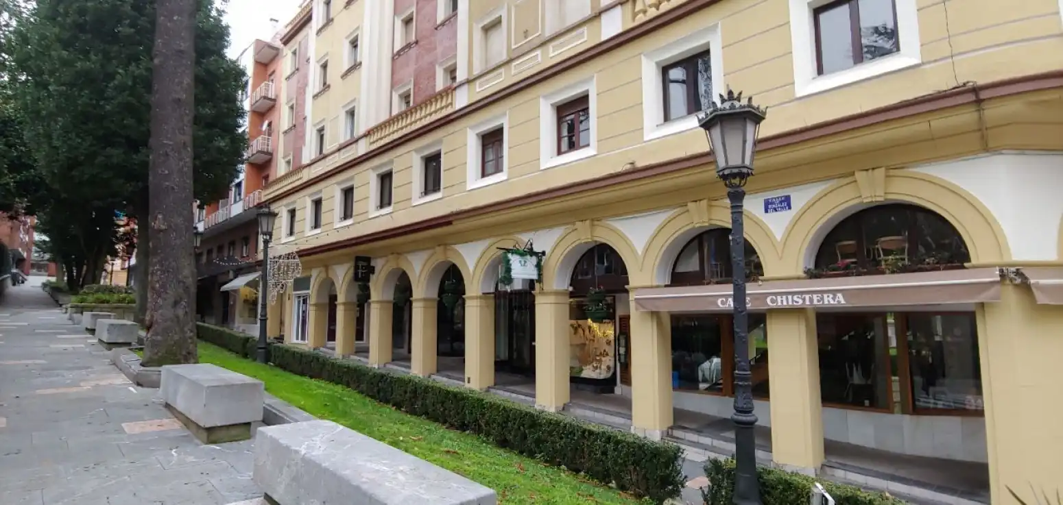 Vista exterior de Oficina de lloguer en Centro - Casco Histórico