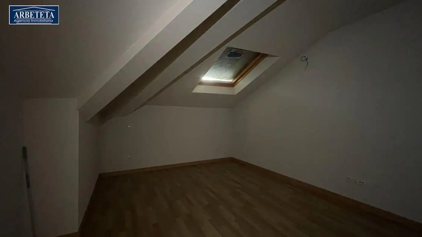 Dúplex en venta en Guadalajara con Calefacción y Terraza