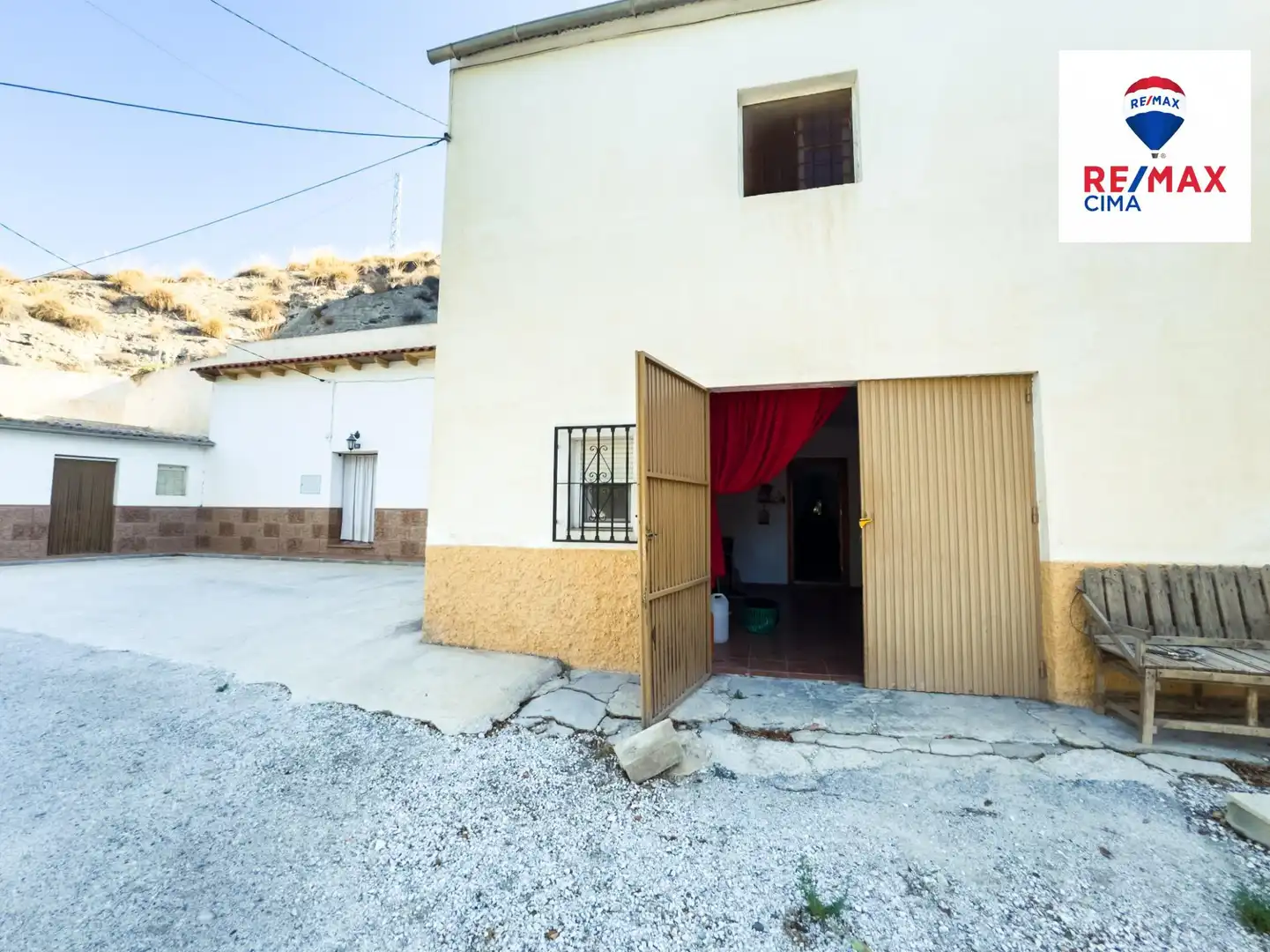 Vista exterior de Finca rústica en venda en Benamaurel amb Jardí privat, Terrassa i Traster
