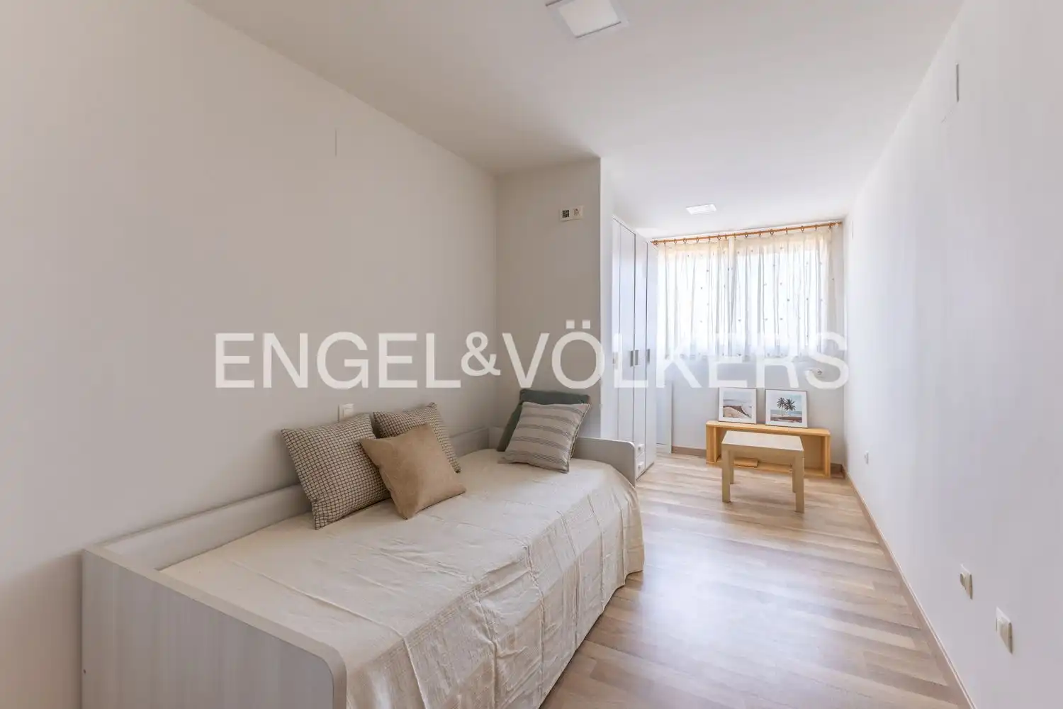 Bedroom of Attic for rent in Sagunto / Sagunt  with Air Conditioner, Heating and Terrace
