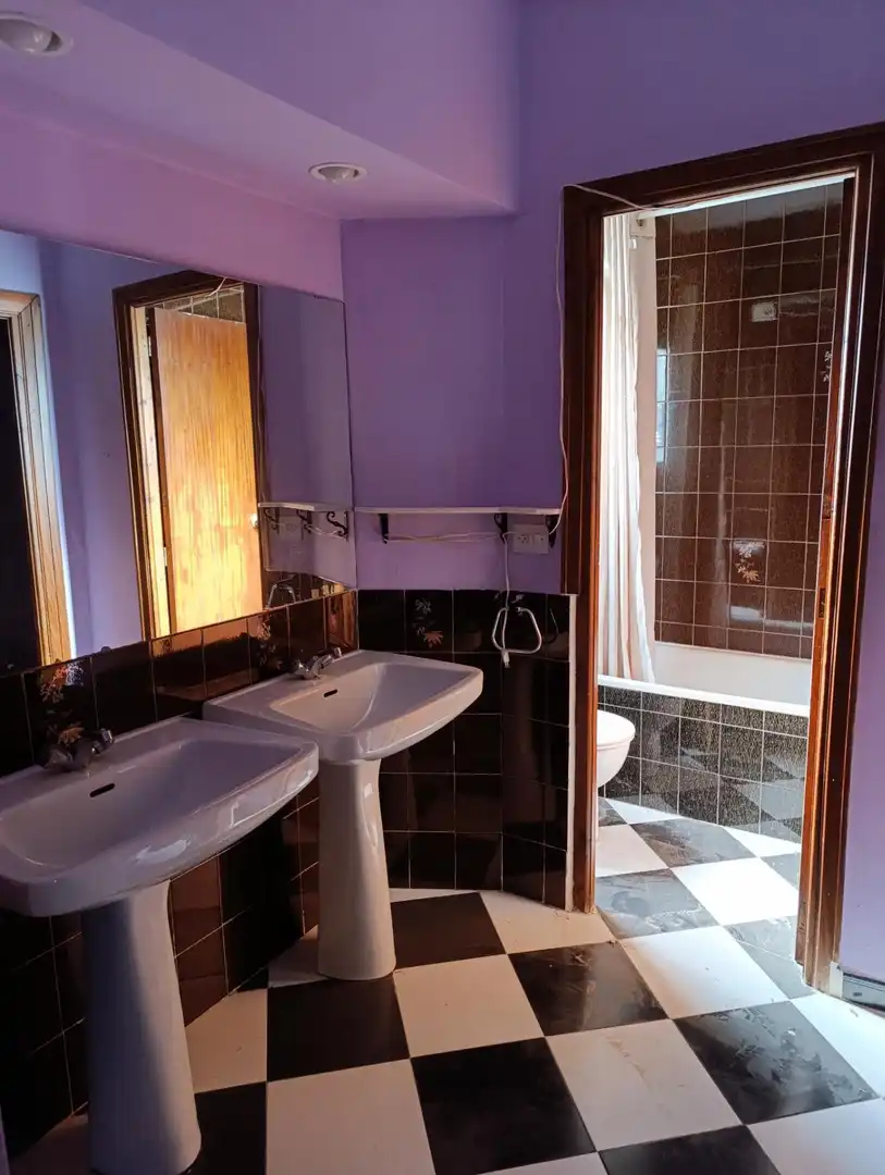 Bathroom of Houses for sale in Atarfe