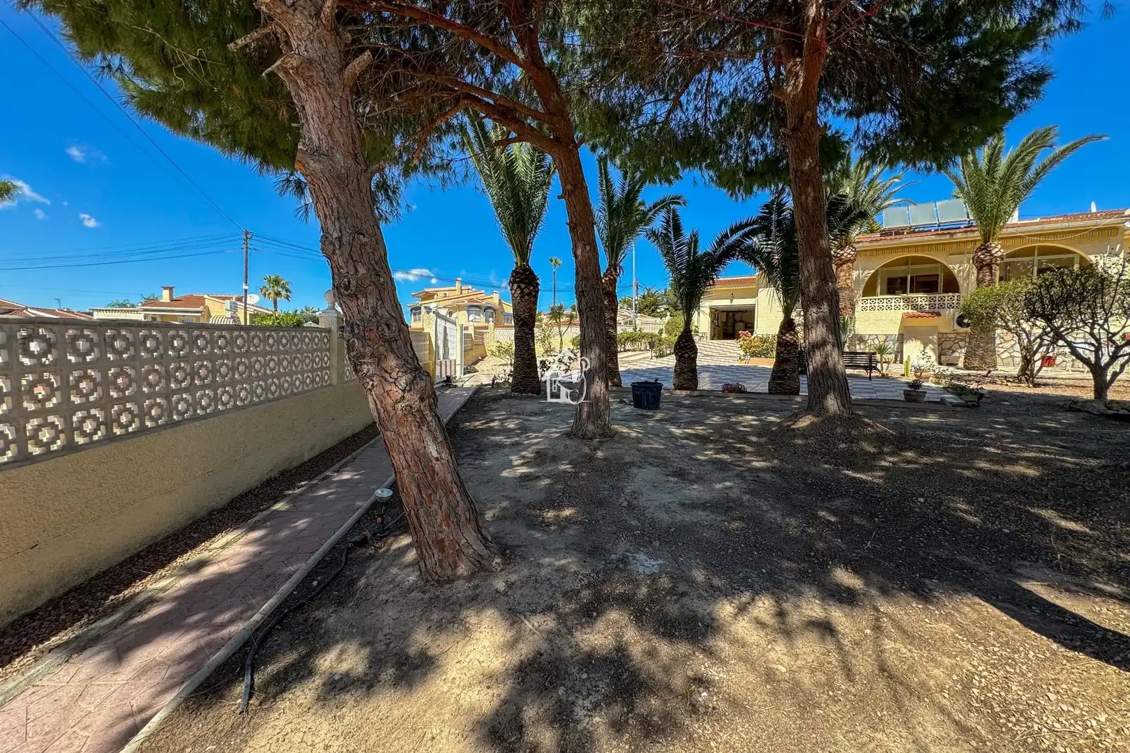 Vista exterior de Casa o chalet de alquiler en Rojales con Aire acondicionado, Jardín privado y Terraza
