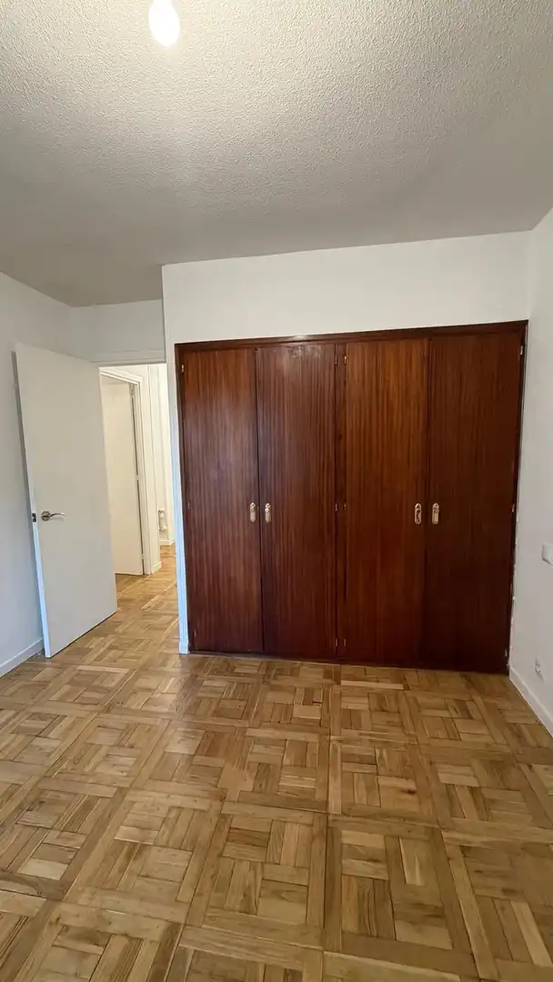 Schlafzimmer von Wohnung zur Miete in Fuencarral - El Pardo