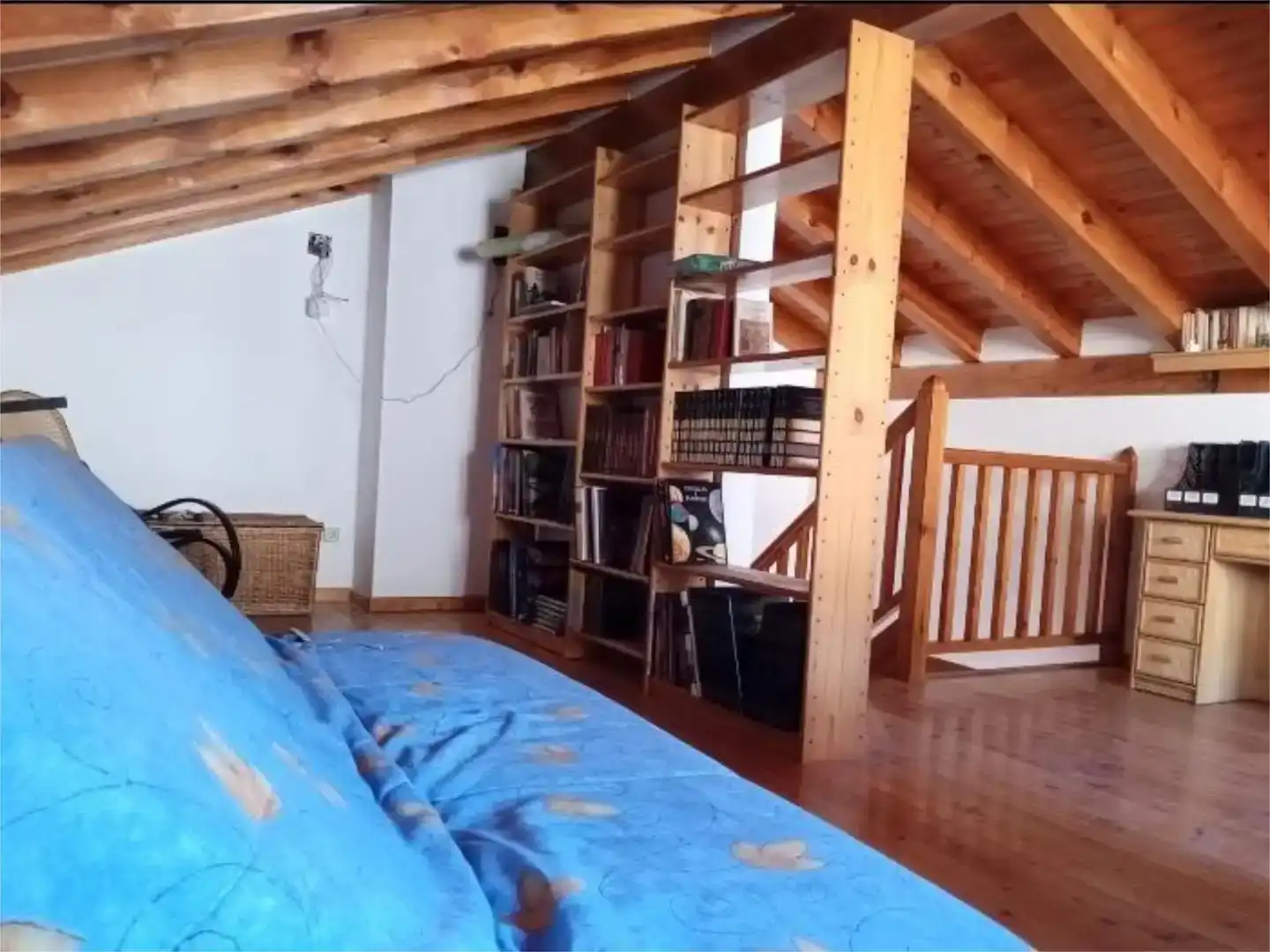 Dormitori de Casa adosada en venda en Les Valls de Valira amb Balcó