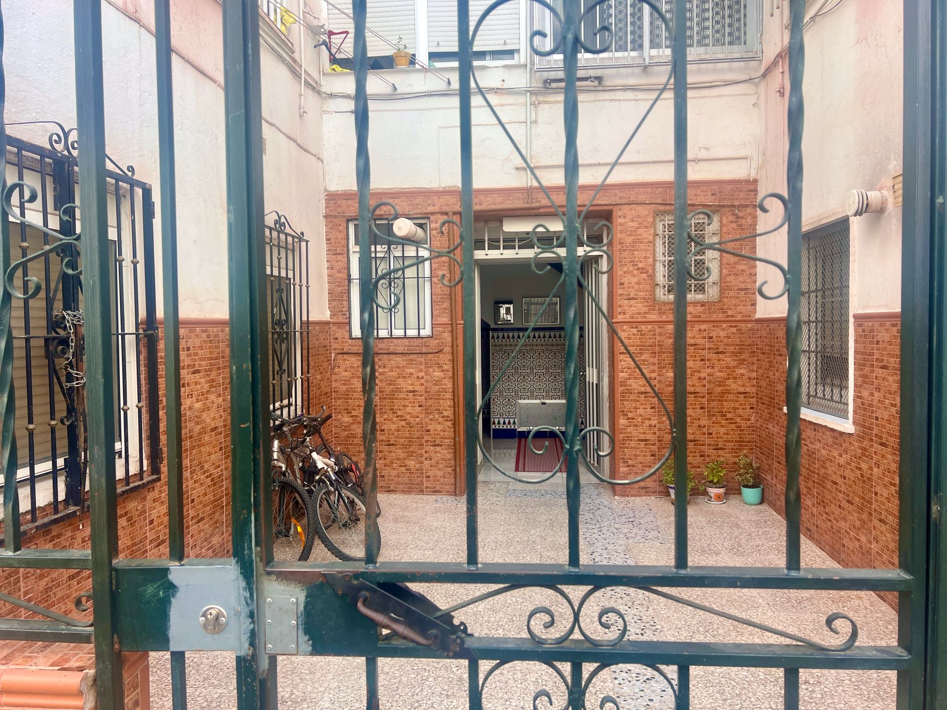 Vista exterior de Pis en venda en  Sevilla Capital