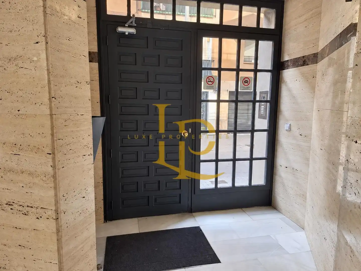 Flat for sale in Cerdanyola del Vallès  with Air Conditioner, Heating and Oven