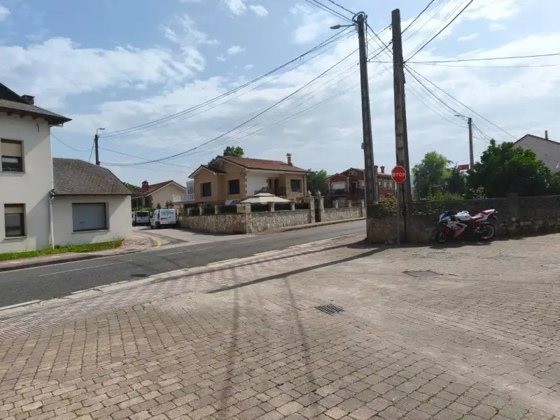 Vista exterior de Casa o chalet en venta en Camargo con Jardín privado, Terraza y Amueblado