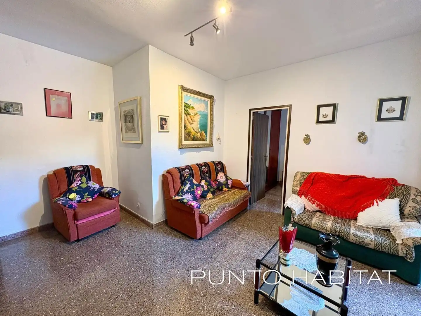 Living room of Flat for sale in Barcelona