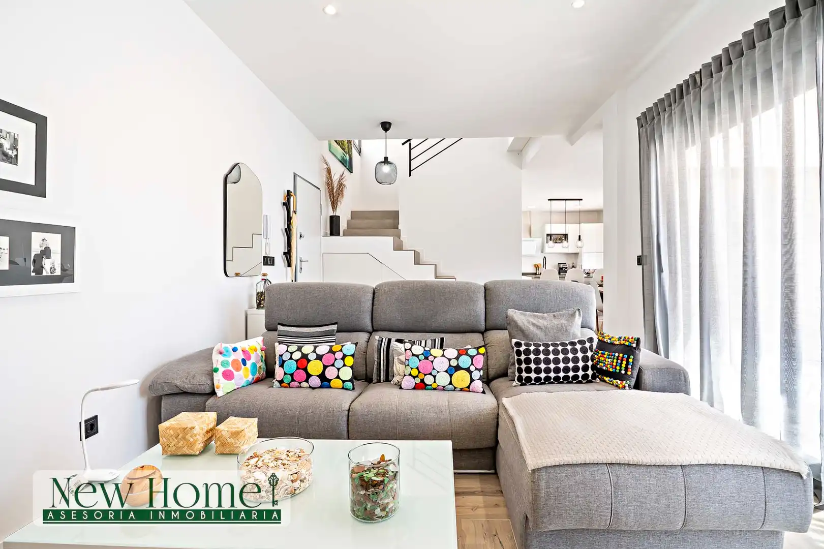 Living room of Houses for sale in Roquetas de Mar  with Private garden, Terrace and Furnished