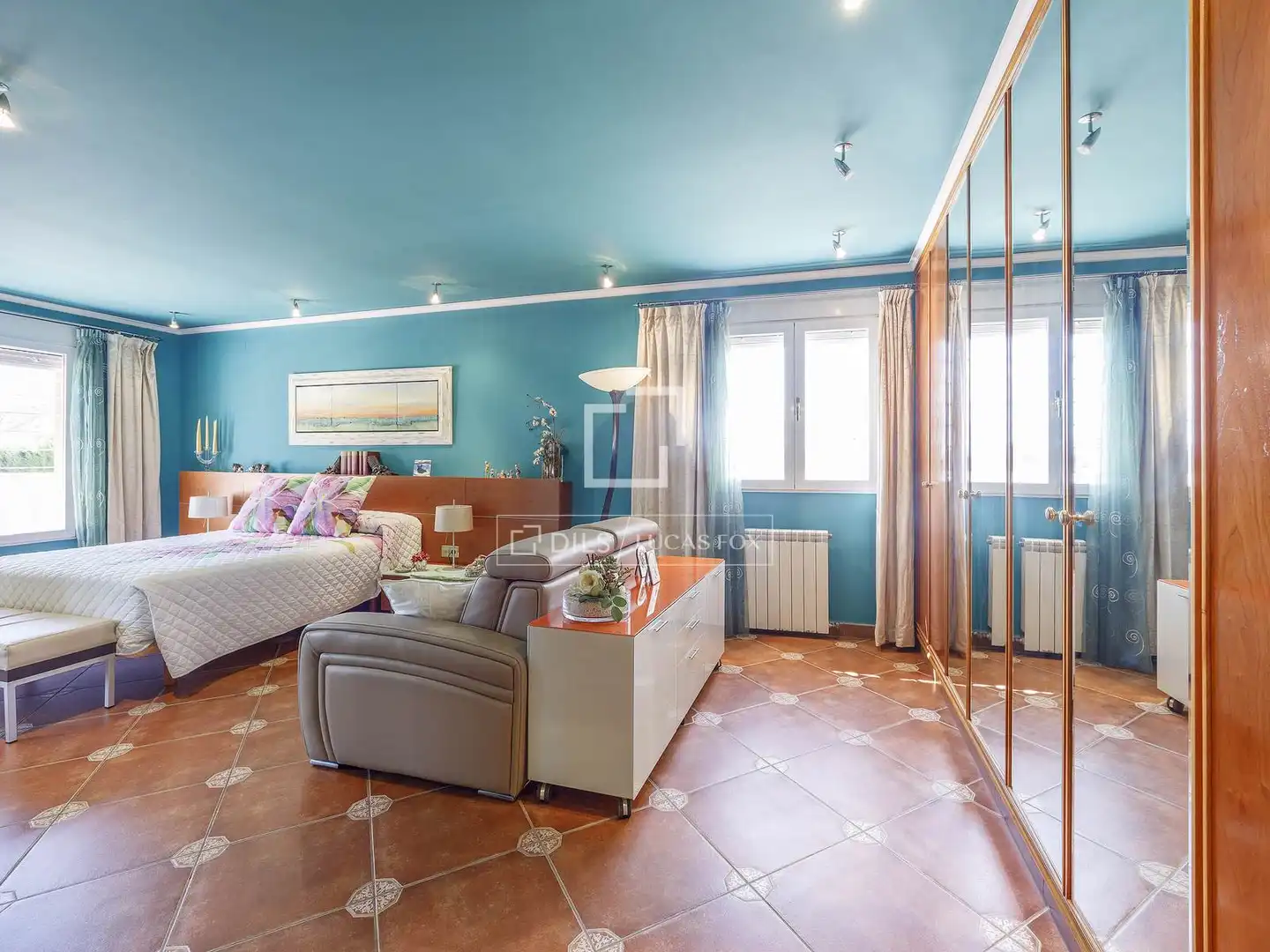 Villa mit Pool zum Verkauf in Montserrat, imagen 42