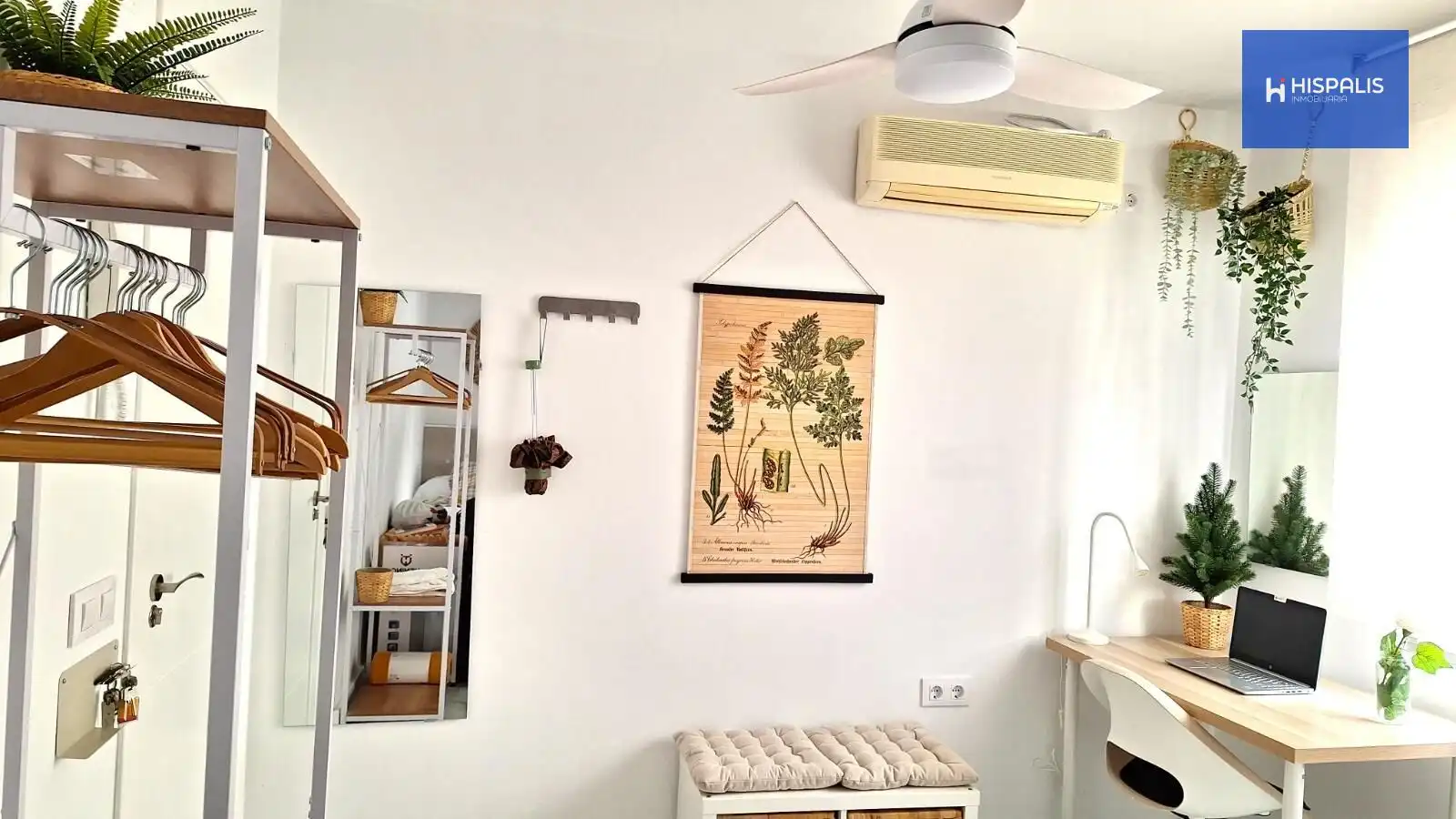 Habitación de Estudio de alquiler en Sevilla con Aire acondicionado, Calefacción y Amueblado