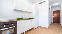 Kitchen of Apartment for sale in Torremolinos  with Furnished, Oven and Community pool
