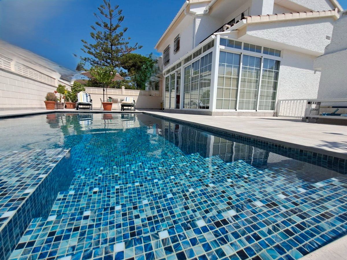 Swimming pool of House or chalet for sale in Benicasim / Benicàssim  with Private garden, Terrace and Swimming Pool