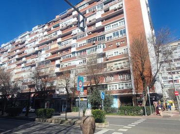 Wohnung mit Aufzug zum Verkauf in Ciudad Lineal