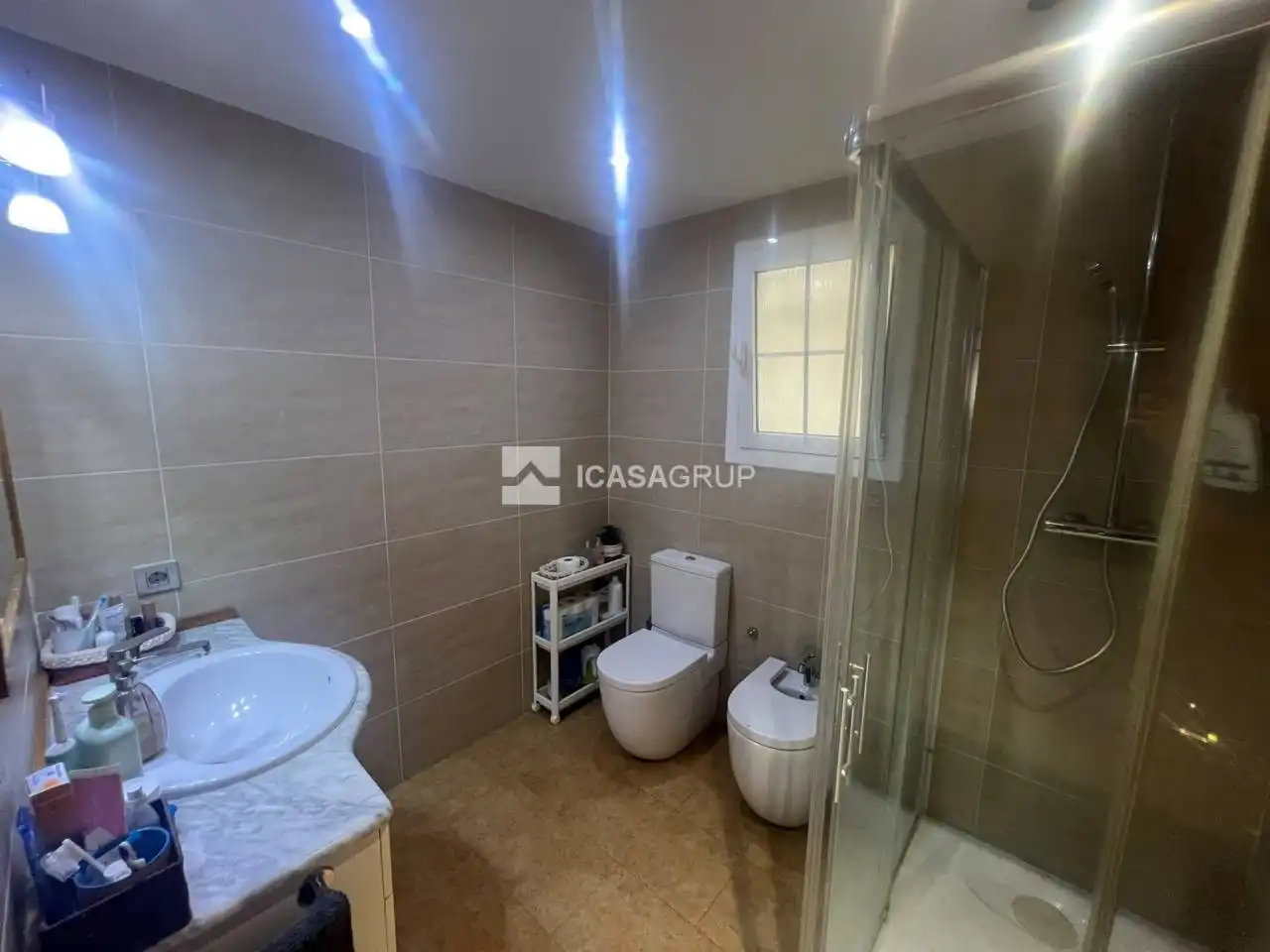 Piso en venta en Rubí con Aire acondicionado, Calefacción y Balcón