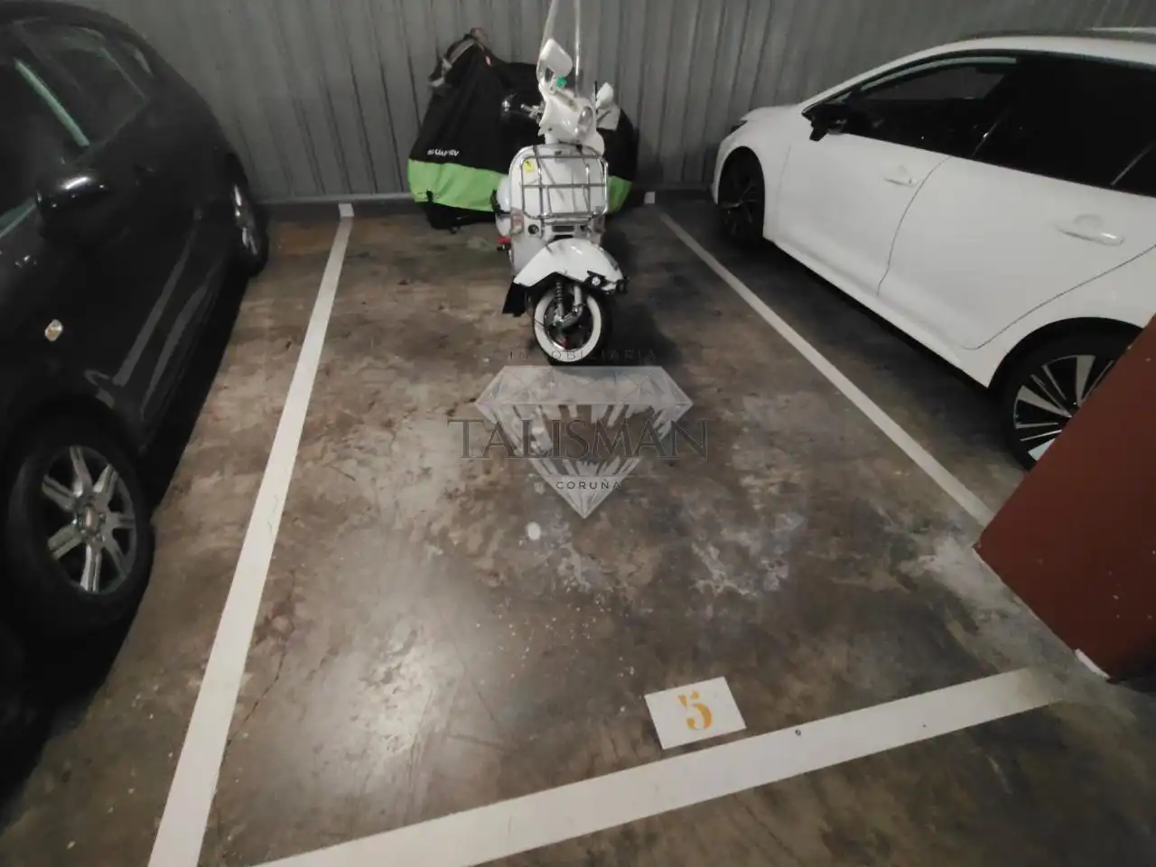 Parking de Piso en venta en Vilagarcía de Arousa con Calefacción, Parquet y Trastero
