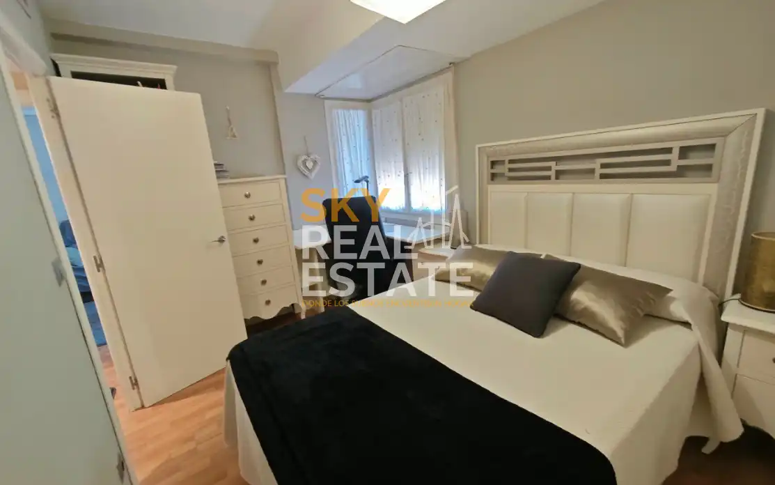 Piso con ascensor en venta en Calle Doctor Pérez Serrano, imagen 6