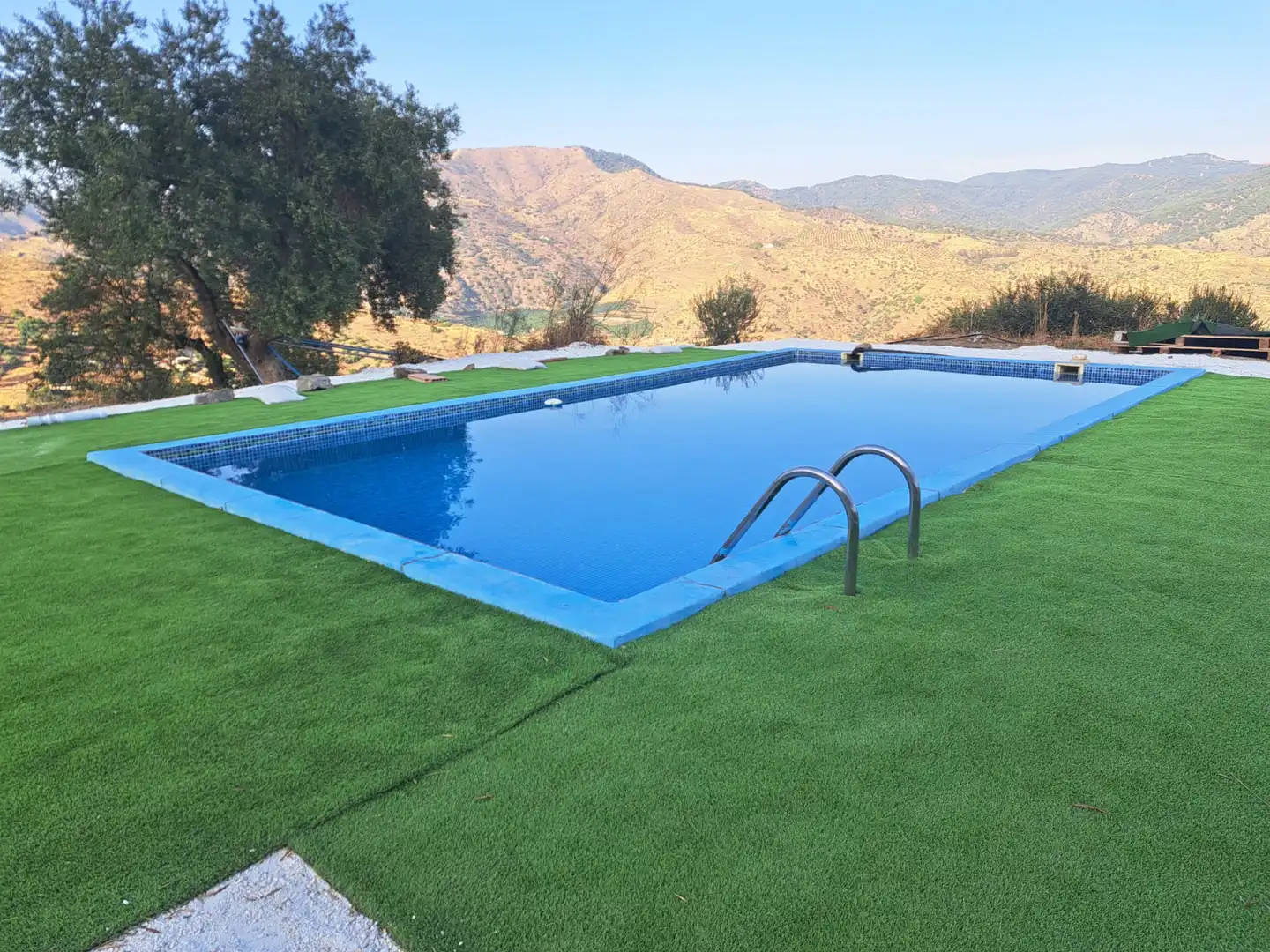 Piscina de Casa o xalet en venda en Málaga amb Moblat