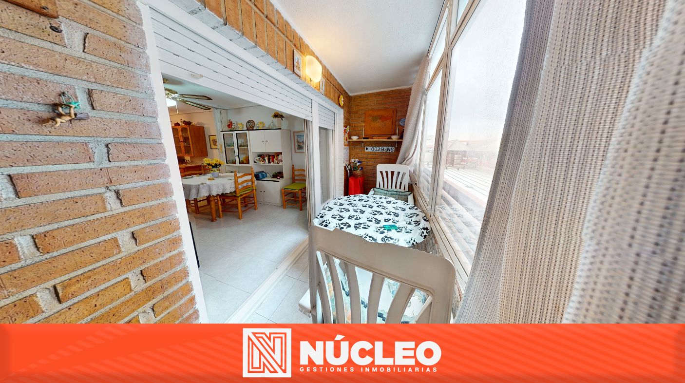 Piso en venta en Calle Bazan, 92, El Molino, Centro