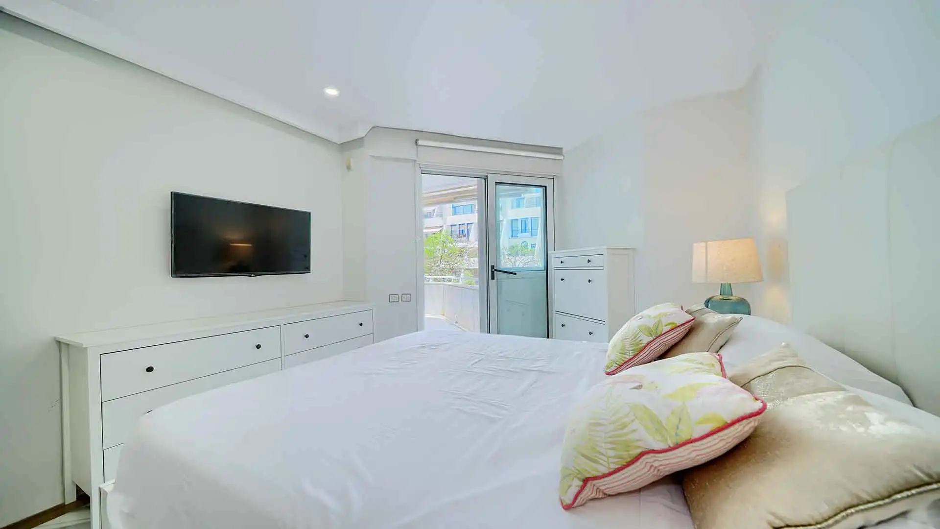 Dormitori de Apartament en venda en Marbella amb Aire condicionat, Calefacció i Terrassa