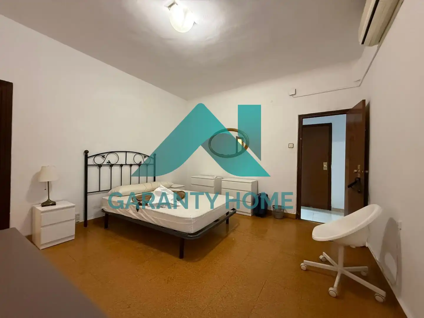 Flat for sale in Cáceres  with Air Conditioner, Heating and Furnished